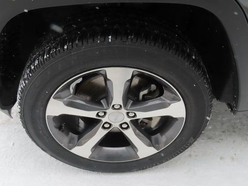 New 2026 Jeep Grand Cherokee L Limited image 16