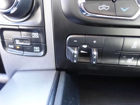 Used 2022 RAM 1500 Express w/ Wheel & Sound Group image 44