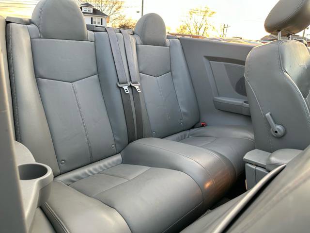 Used 2008 Chrysler Sebring Limited FWD image 16