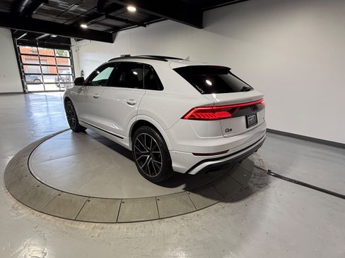 Used 2021 Audi Q8 Premium Plus w/ Premium Plus Package AWD/4WD image 12