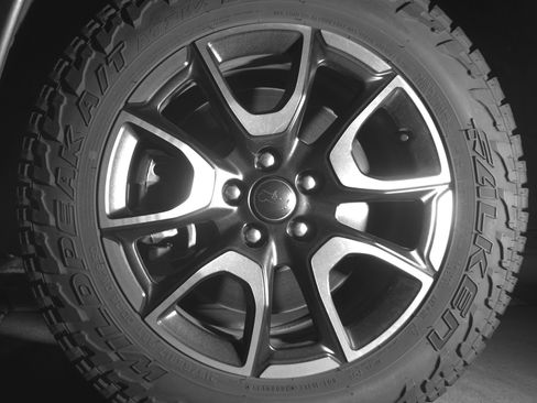 Used 2025 Jeep Compass Trailhawk AWD/4WD image 12