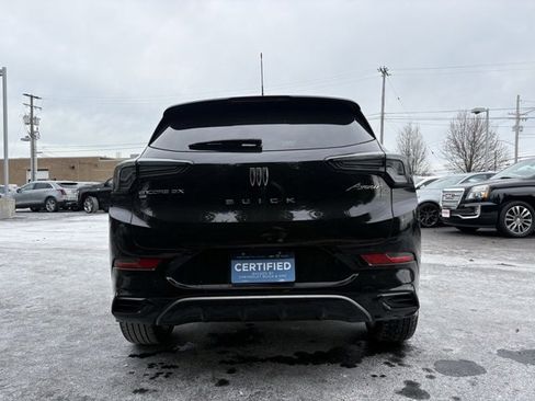 Used 2024 Buick Encore GX Avenir w/ Avenir Convenience Package image 4