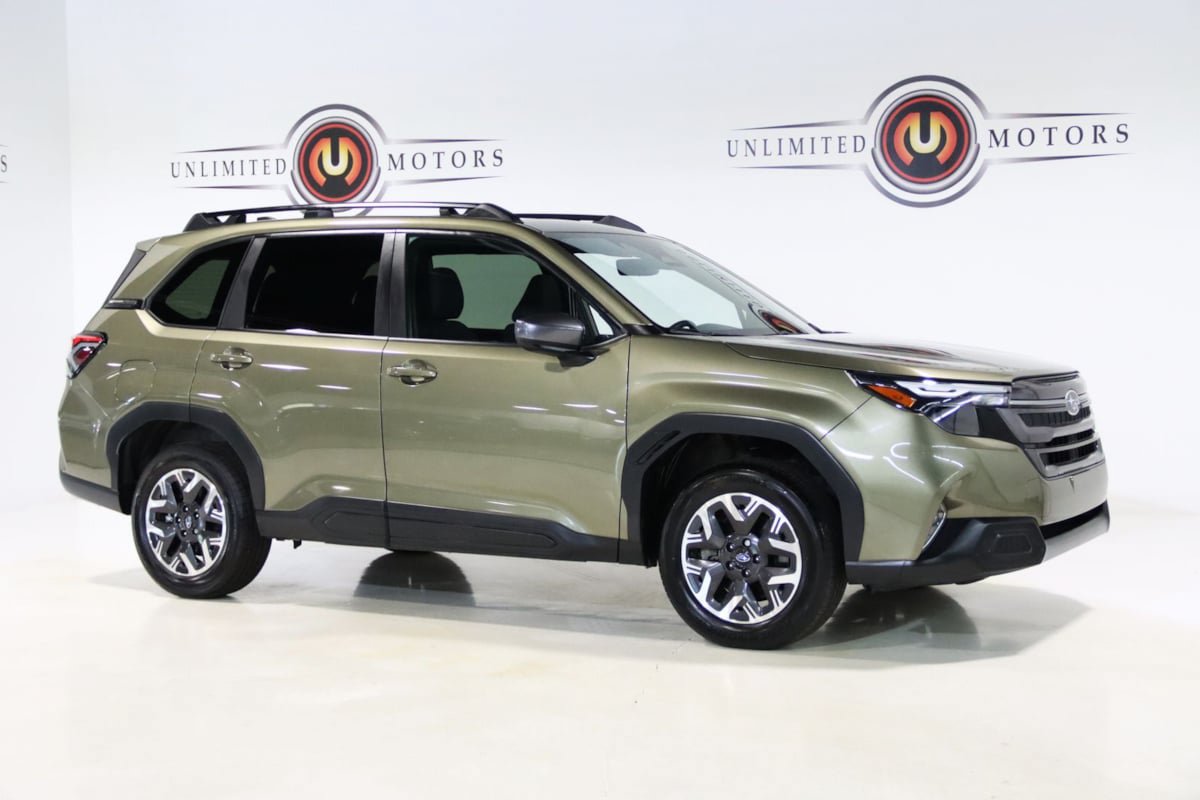 Used 2026 Subaru Forester Premium AWD/4WD image 6
