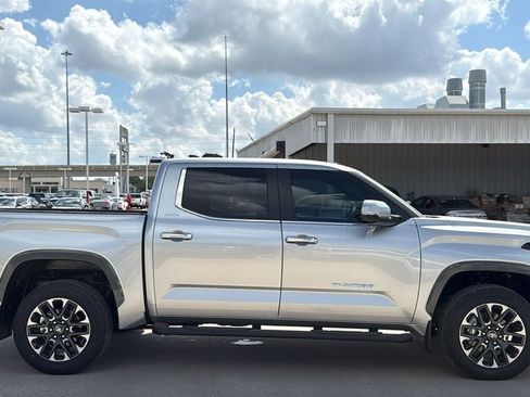 New 2026 Toyota Tundra Limited AWD/4WD image 6