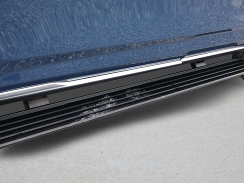 Certified 2025 Cadillac Escalade Premium Luxury Platinum w/ LPO, Floor Liner Package AWD/4WD image 31