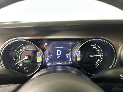 Used 2023 Jeep Wrangler Unlimited w/ Cold Weather Group image 17