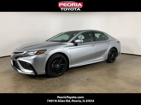 Used 2024 Toyota Camry XSE image 1