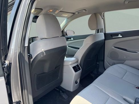 Used 2021 Hyundai Tucson Sport FWD image 18