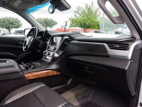 Used 2015 Chevrolet Tahoe LTZ AWD/4WD image 34