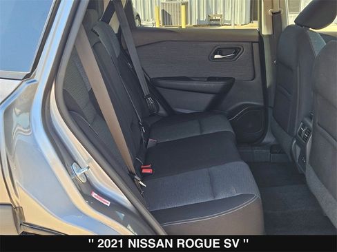 Used 2021 Nissan Rogue SV image 26