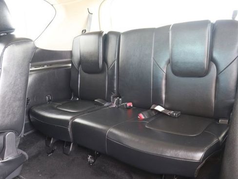 Used 2024 Nissan Armada SV image 13