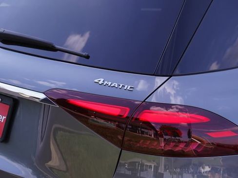 New 2026 Mercedes-Benz GLE 450 4MATIC image 6