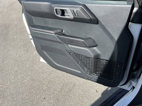 New 2025 Ford Bronco Outer Banks image 15