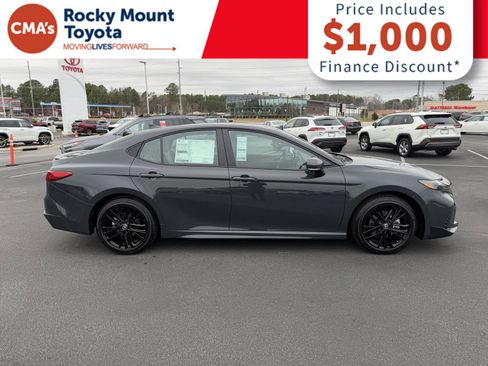New 2026 Toyota Camry SE image 8