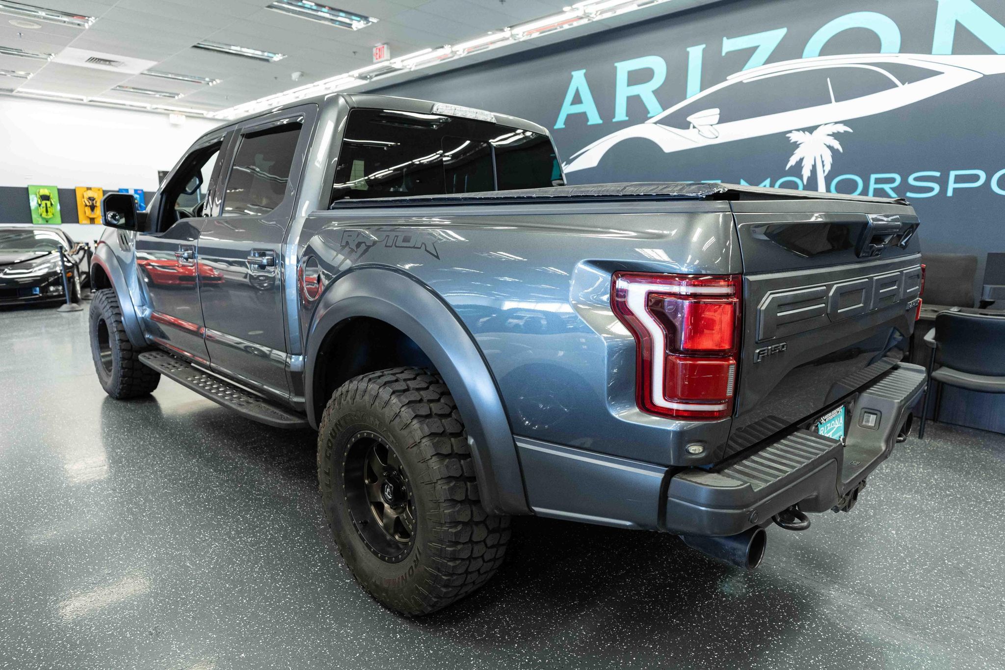 Used 2019 Ford F150 Raptor w/ Equipment Group 802A Luxury AWD/4WD image 9