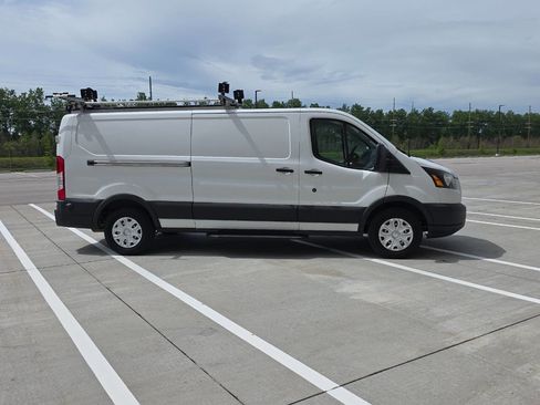 Used 2017 Ford Transit 150 148 Low Roof RWD image 5