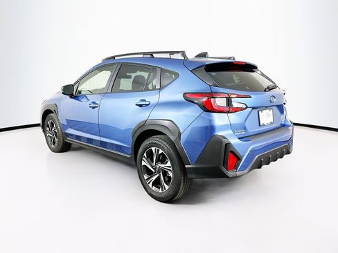 Used 2024 Subaru Crosstrek 2.0i Premium image 5