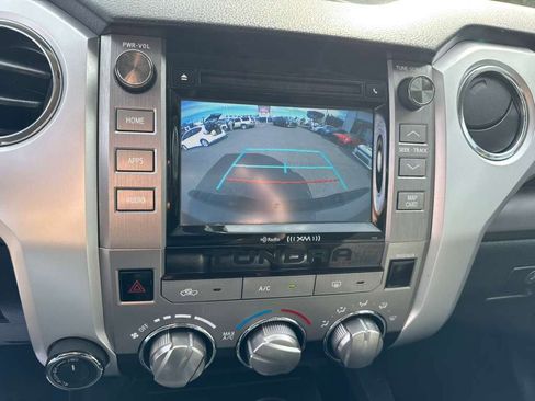 Used 2017 Toyota Tundra SR5 w/ SR5 Upgrade Package AWD/4WD image 14