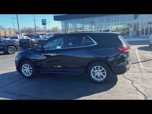 Certified 2024 Chevrolet Equinox LT w/ LPO, Floor Liner Package image 6