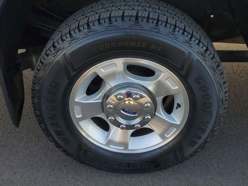 Used 2016 Ford F350 XLT w/ XLT Value Package image 5