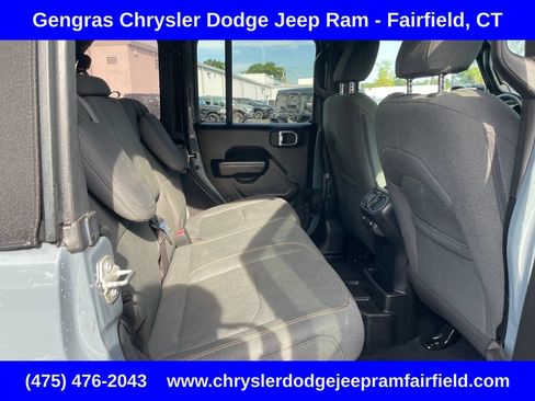 Used 2024 Jeep Wrangler Unlimited w/ Convenience Group AWD/4WD image 27
