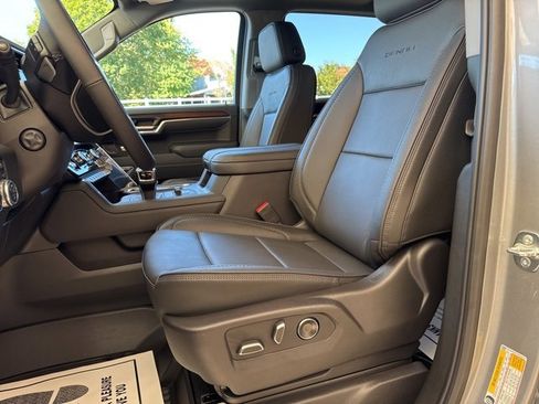 New 2026 GMC Sierra 1500 Denali w/ Denali Reserve Package image 14