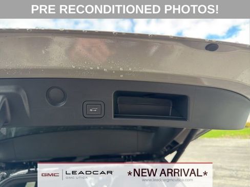 Used 2026 GMC Terrain AT4 w/ Convenience Package III AWD/4WD image 15