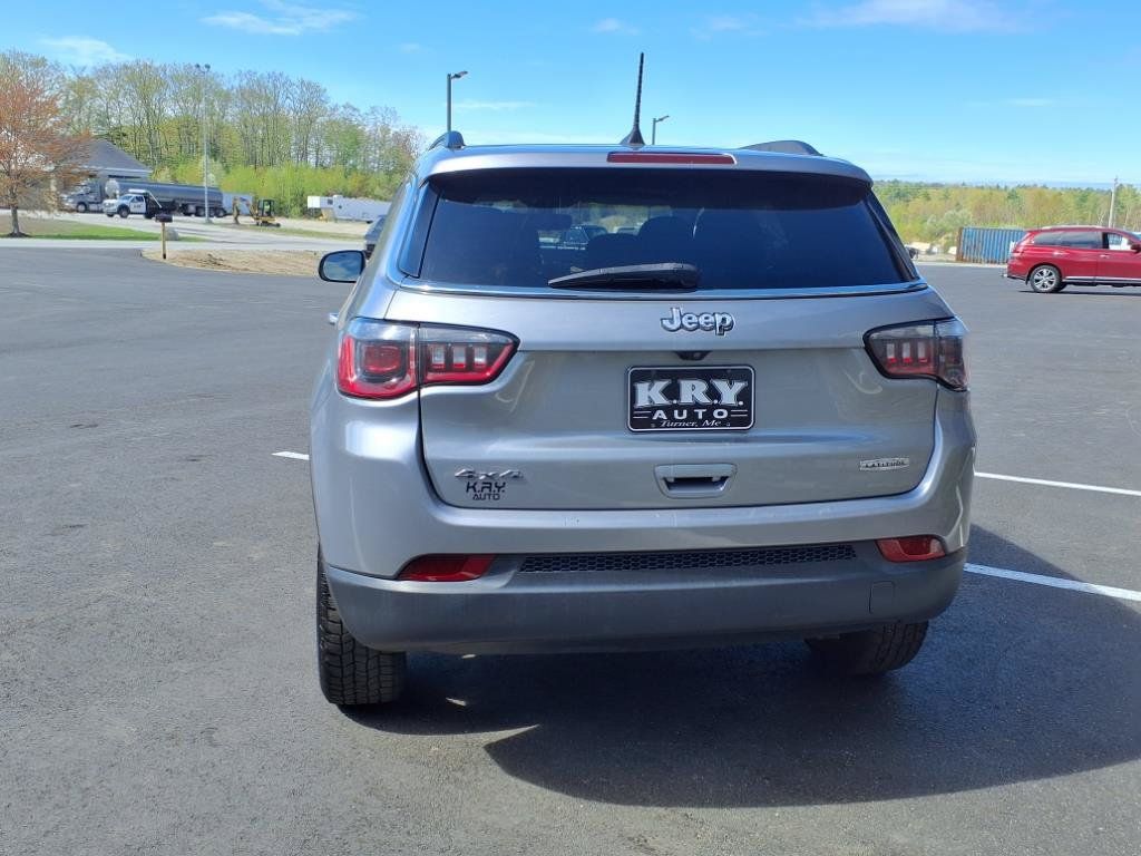 Used 2019 Jeep Compass Latitude AWD/4WD image 5