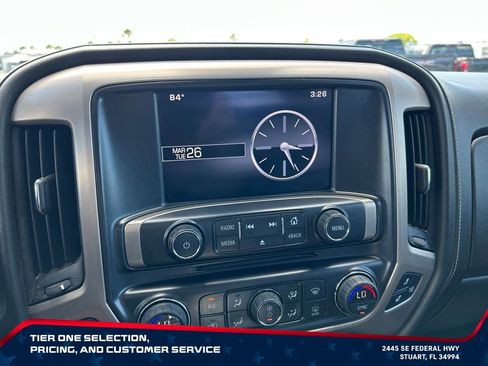 Used 2015 GMC Sierra 2500 Denali w/ Duramax Plus Package AWD/4WD image 29