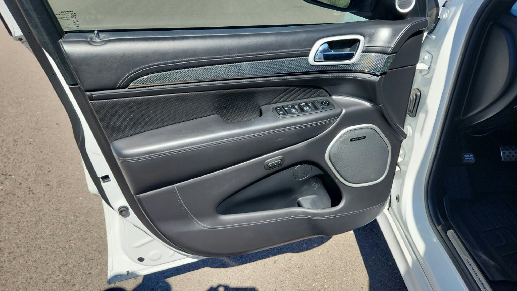 Used 2018 Jeep Grand Cherokee Trackhawk AWD/4WD image 19