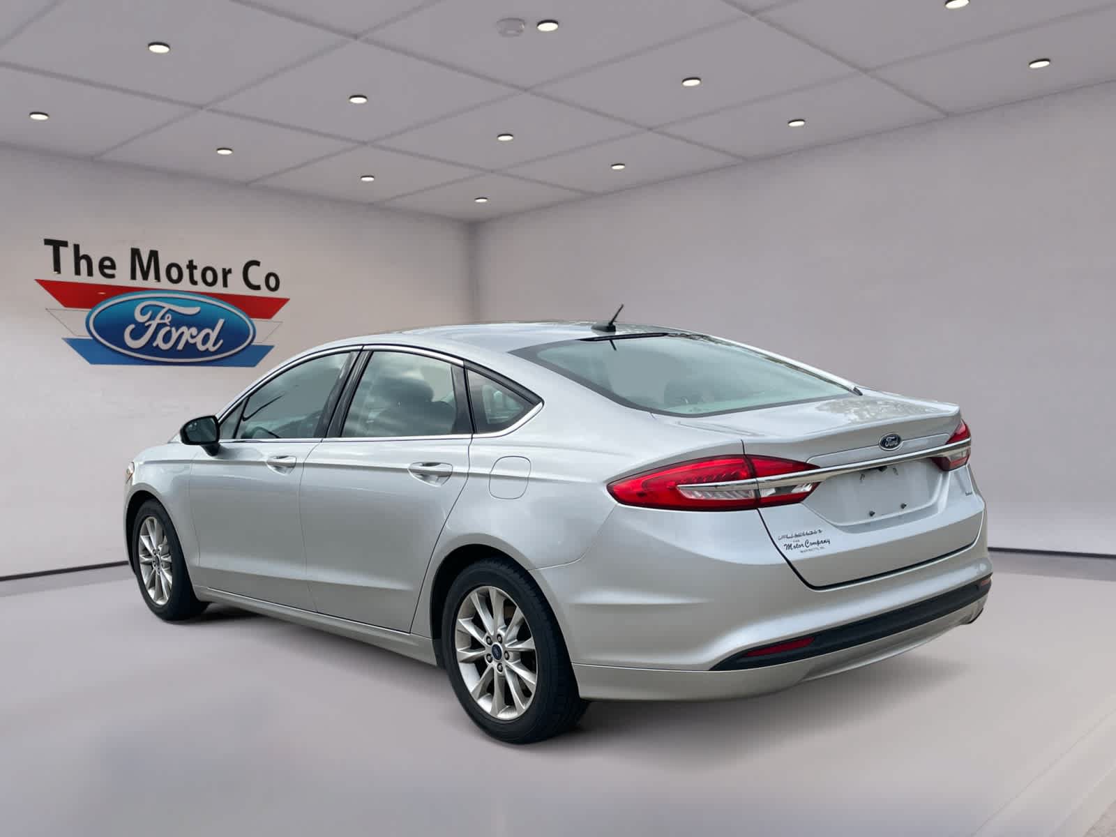 Used 2017 Ford Fusion SE FWD image 7