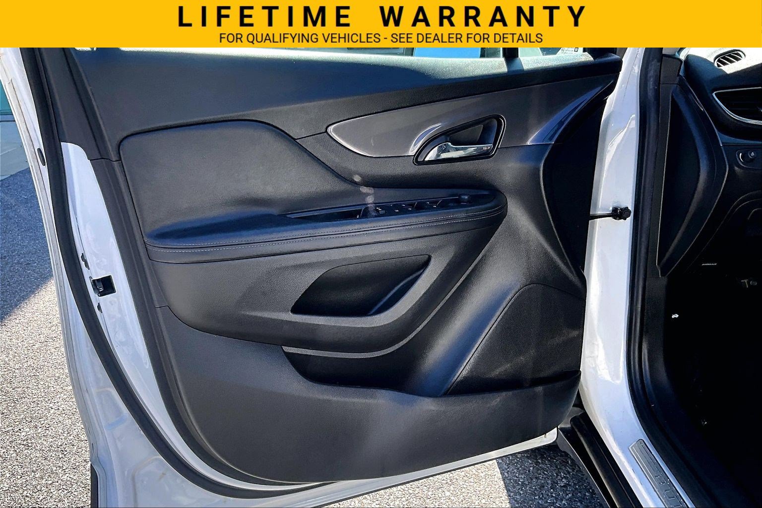 Used 2018 Buick Encore Preferred FWD image 19