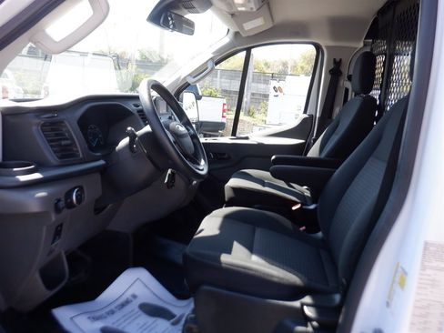 Used 2022 Ford Transit 250 Low Roof w/ Exterior Upgrade Package image 11