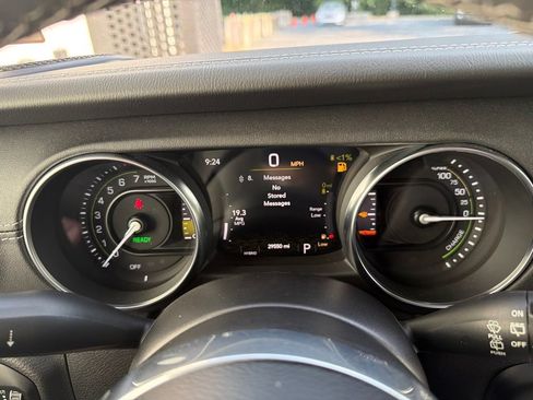 Certified 2023 Jeep Wrangler Unlimited Sahara AWD/4WD image 68