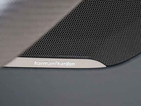 Used 2019 BMW i8 Roadster image 51