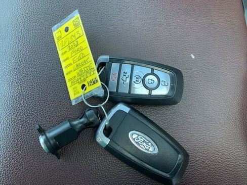 Used 2023 Ford F150 Lariat w/ Equipment Group 502A High image 39