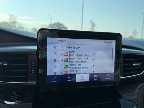 Used 2021 Ford Explorer Limited w/ Equipment Group 301A RWD image 15