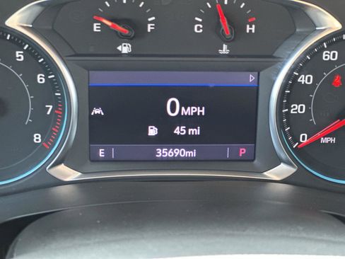 Certified 2022 Chevrolet Traverse LT image 12