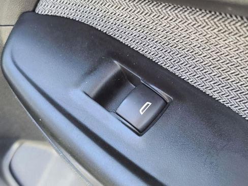 Used 2023 Chevrolet TrailBlazer LS image 21