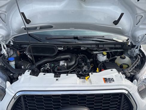 Used 2024 Ford Transit 350 XLT image 31