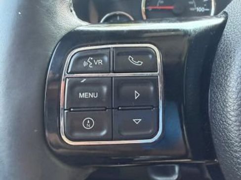 Used 2015 Jeep Wrangler Unlimited Sahara AWD/4WD image 18
