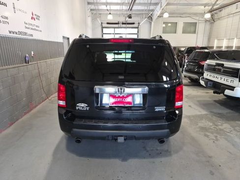 Used 2010 Honda Pilot Touring image 4