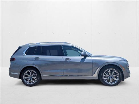 Used 2026 BMW X7 xDrive40i image 4