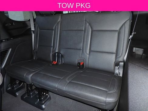 Used 2023 Chevrolet Tahoe Z71 w/ Z71 Off-Road Package image 19