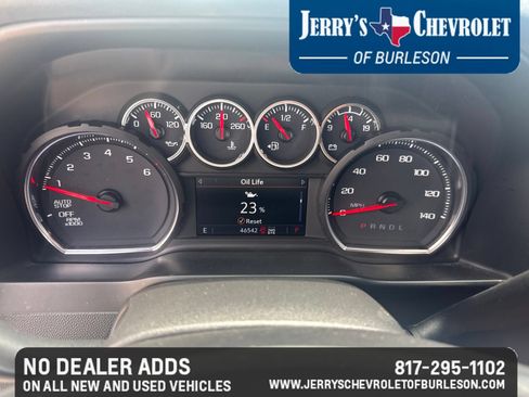 Used 2021 Chevrolet Silverado 1500 LT Trail Boss w/ Convenience Package II AWD/4WD image 9