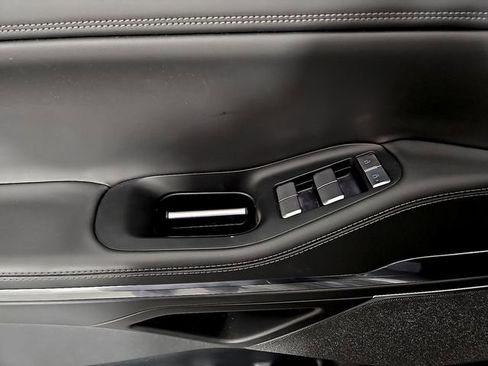 Certified 2025 Lincoln Navigator L Reserve image 14