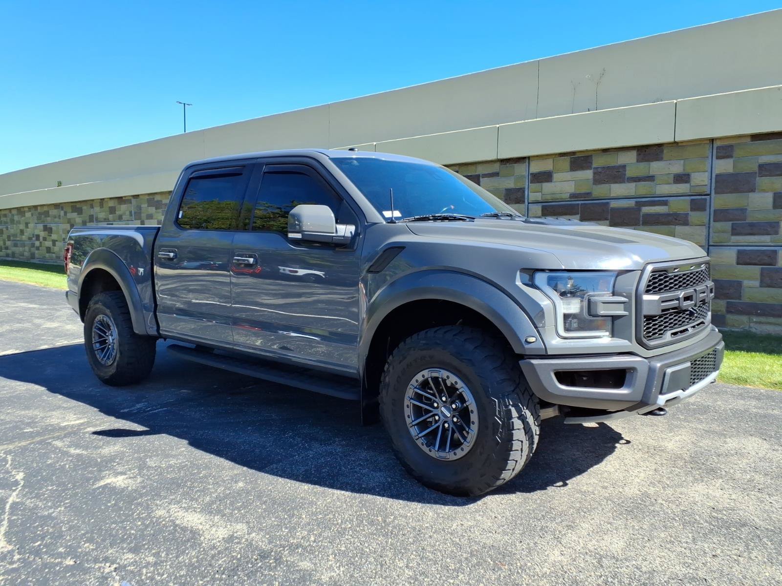 Used 2018 Ford F150 Raptor w/ Equipment Group 802A Luxury AWD/4WD image 1
