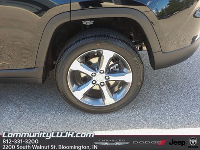New 2025 Jeep Grand Cherokee Limited