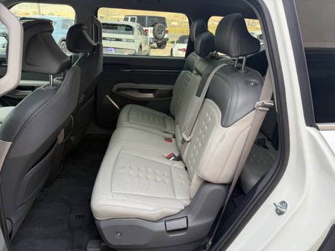 Used 2024 Kia EV9 Wind AWD/4WD image 5