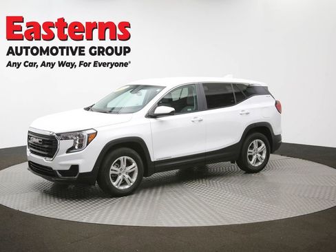Used 2024 GMC Terrain SLE image 58